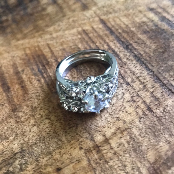 NWT 925 Silver Wedding Set White Sapphire Ring - Picture 4 of 5